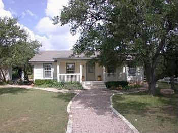 1st image of 301 Brownson Ln
