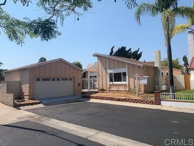 1st image of 856 Crystal Creek Ct
