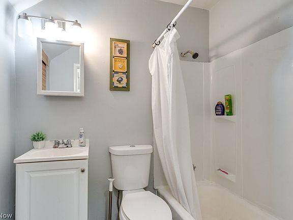 4th image of 382 E 152nd St
