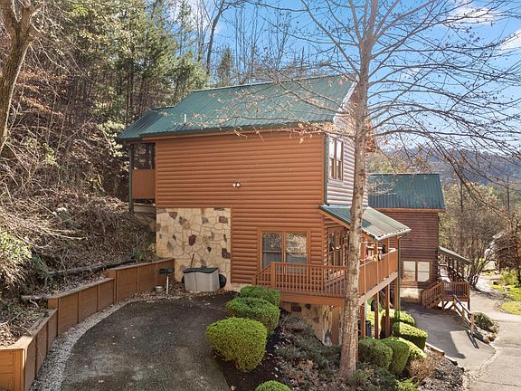3rd image of 641 Chickasaw Gap Way