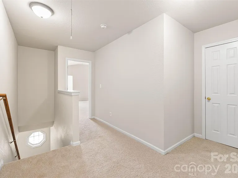 4506 Christenbury Hills Ln — Photo 7