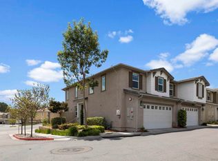 8710 Sage Shadow Dr, Lakeside, CA 92040