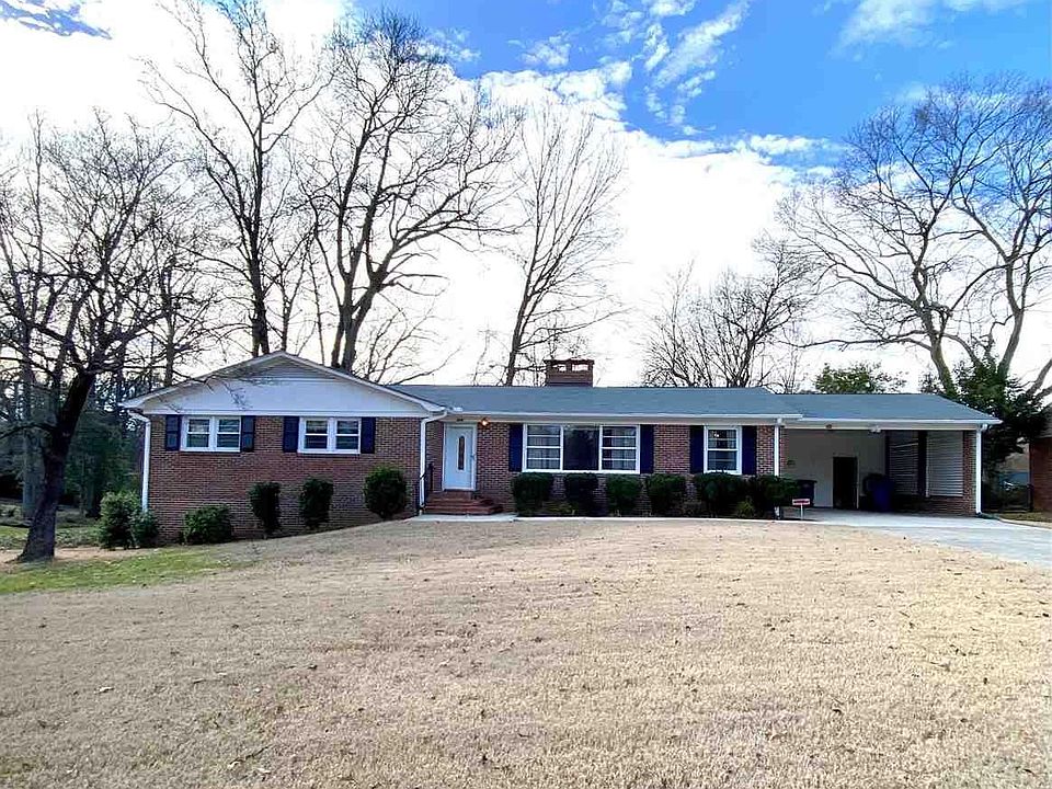 1st image of 208 Roberta Dr