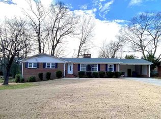 208 Roberta Dr, Greenville, SC 29615