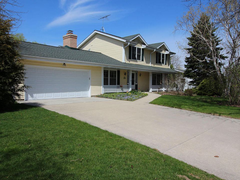 1st image of W166N10539 Surrey Dr