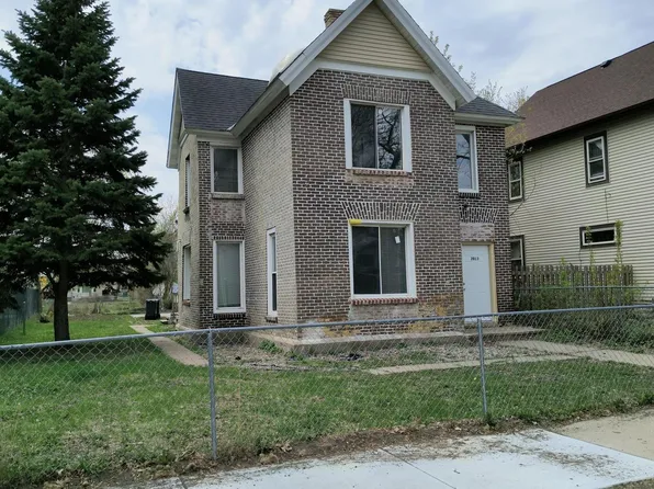 2013 Hillside Ave N, Minneapolis, MN 55411