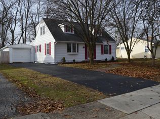 271 Danhurst Rd, Columbus, OH 43228