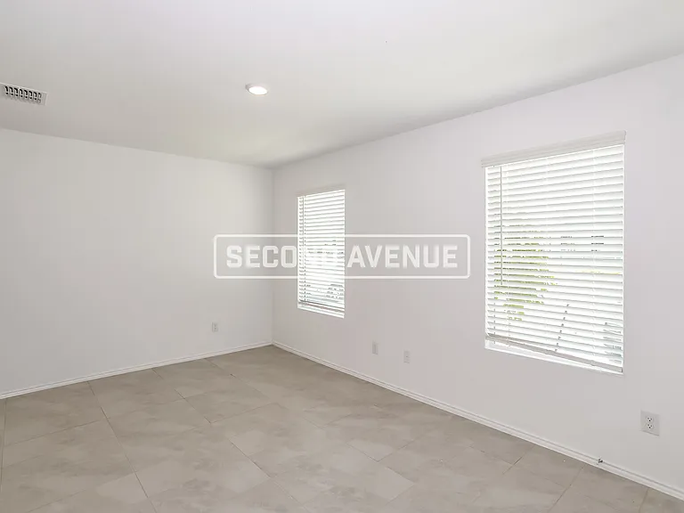 150 Sunflower St — Photo 8
