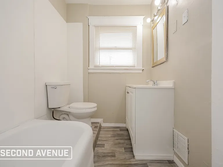 4692 Winton Rd — Photo 14