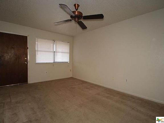 3rd image of 310 Myra Lou Ave