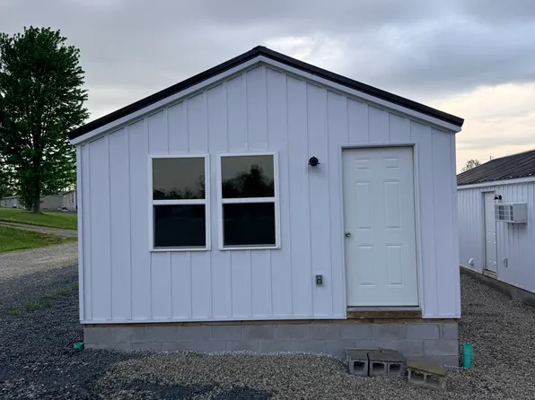 39 Cottonwood Ln, Tollesboro, KY 41189