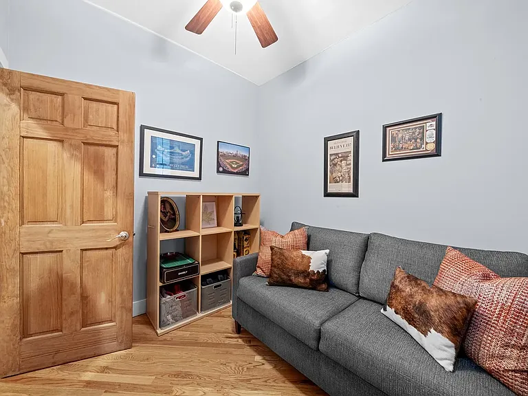 1421 W Augusta Blvd #1F — Photo 17