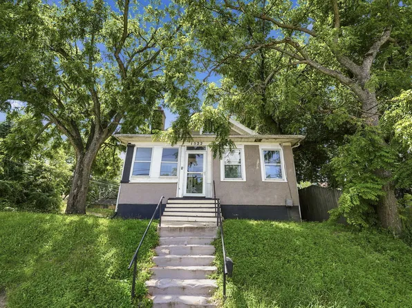 1522 Bridge Ave, Davenport, IA 52803