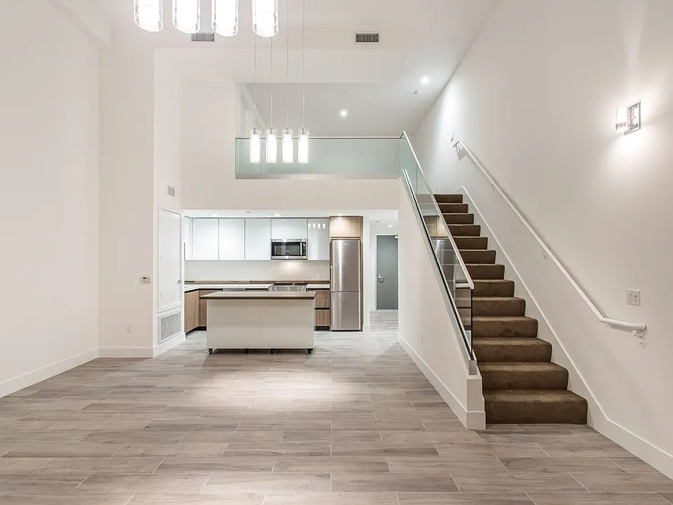 La Brea Regency LLC