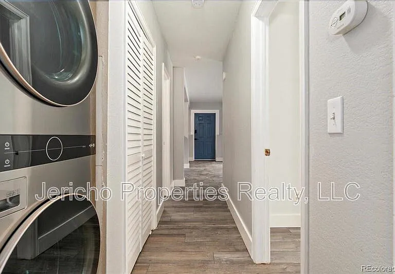6350 Oak St #103 — Photo 12