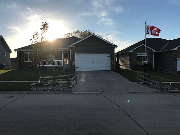 3rd image of 1829 NW Faesy Pl