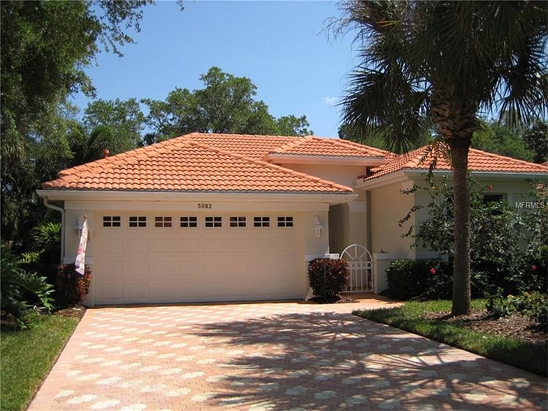 1st image of 5082 Hanging Moss Ln