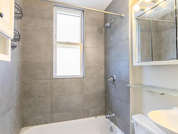 5th image of 3453 N Damen Ave Unit 1