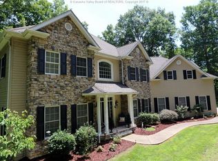 122 Quarry Rdg S, Charleston, WV 25304