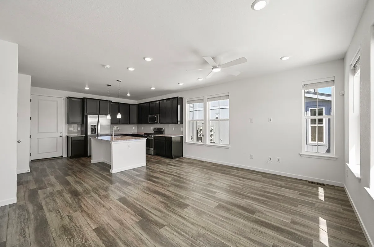 3 bed, 1529 sqft, $2,950 — Photo 4