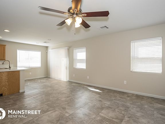 3rd image of 10449 Armand Ave
