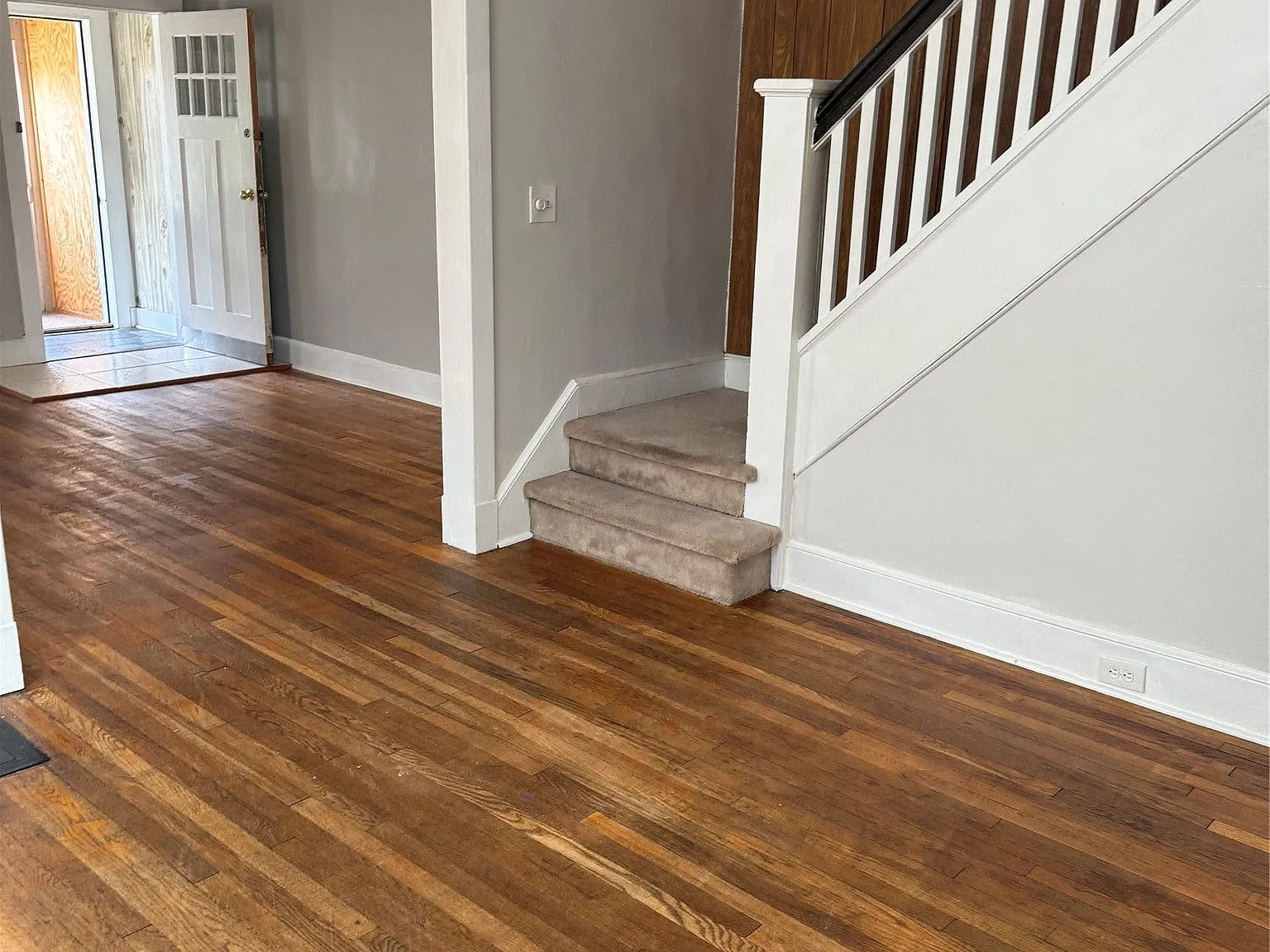 3 bed, 1.5 bath, 1200 sqft, $1,350 — Photo 2