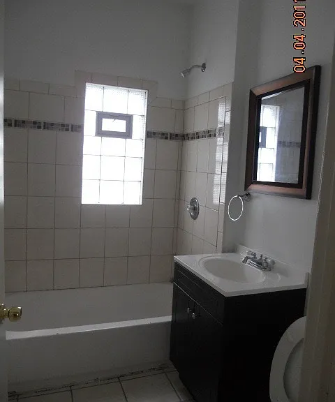 3431 N Holton St — Photo 9
