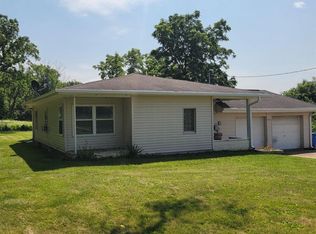 2456 S Fish Hatchery Rd, Fitchburg, WI 53711