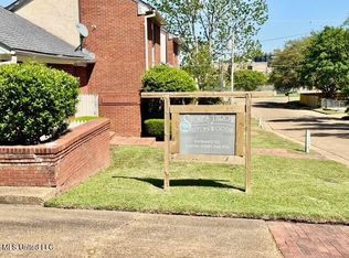 976 Garvin St, Jackson, MS 39206