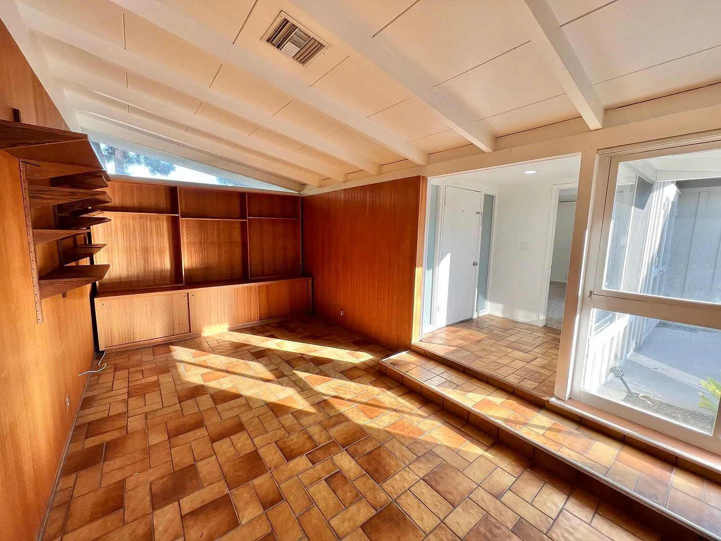 Cliff May Designed Rancho Estates House — Photo 3