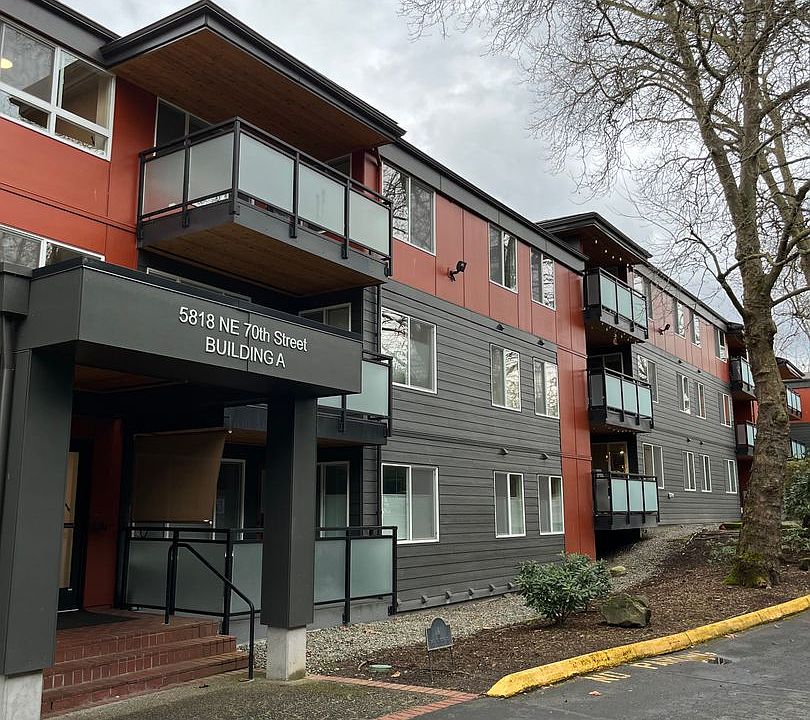 1st image of 5818 NE 70th St APT A304