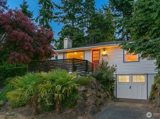 3250 31st Ave W, Seattle, WA