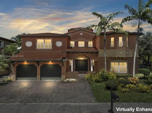 15601 SW 28th Ter, Miami, FL 33185