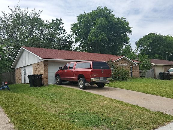 3rd image of 1828 Overglen Dr