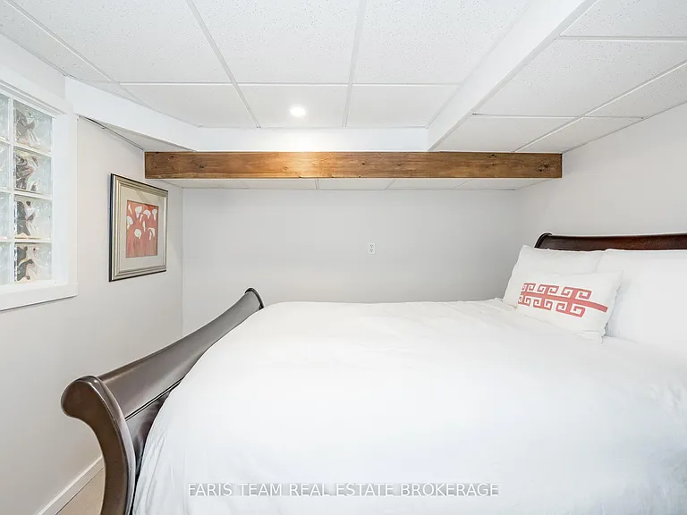 155 William St #12 — Photo 28