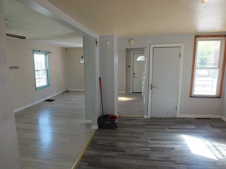 241 Tyler St — Photo 9