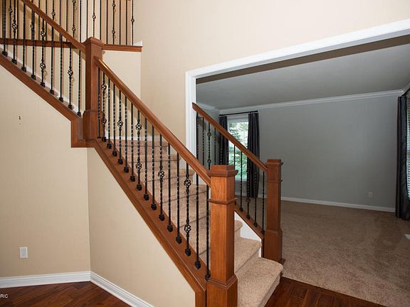 3rd image of 6230 Bethany Cir