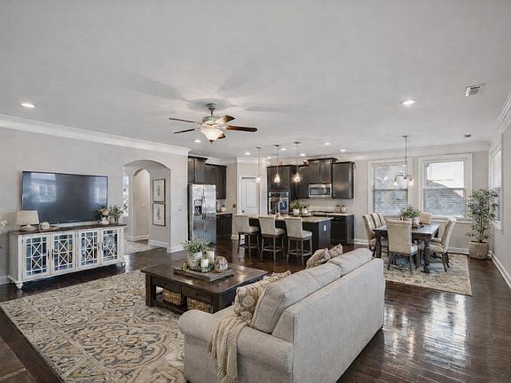 3rd image of 1167 Batbriar Rd