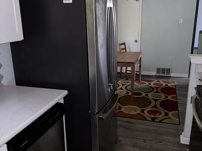 kitchen and breakfast area