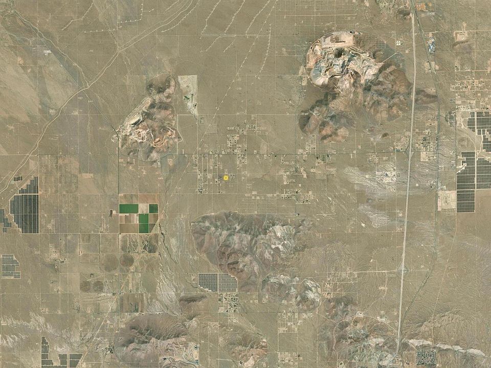 2nd image of Joshua Ln