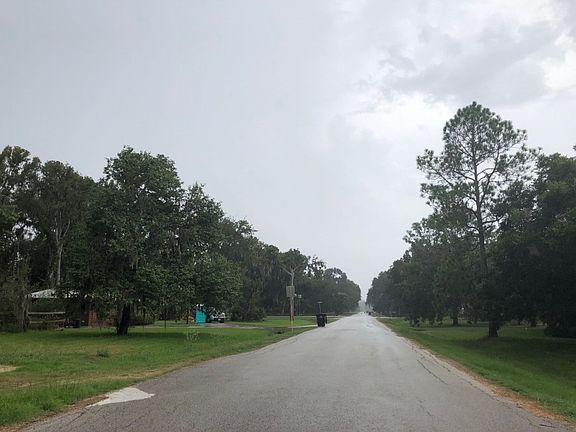 4th image of 807 Pony Ln