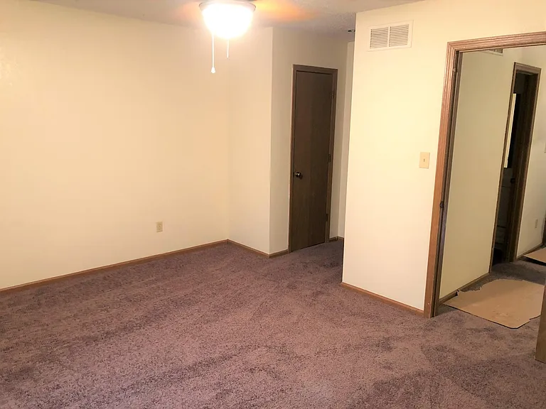 Upstairs Bedroom #1 (Master)