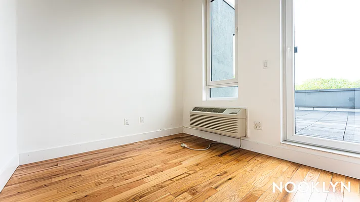 Rented by Nooklyn NYC LLC | media 24