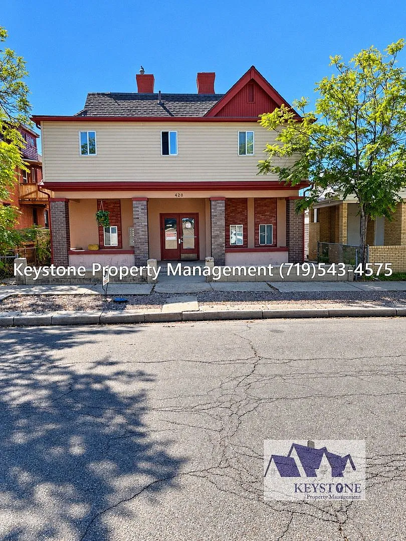 420 W 10th St — Photo 1