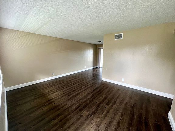 4th image of 3431 Helena Dr #3433-11