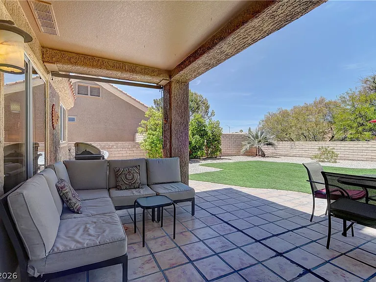 8912 Signal Terrace Dr — Photo 21
