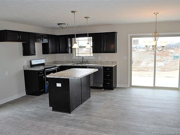 3rd image of 8611 Oak Valley Dr Lot 124