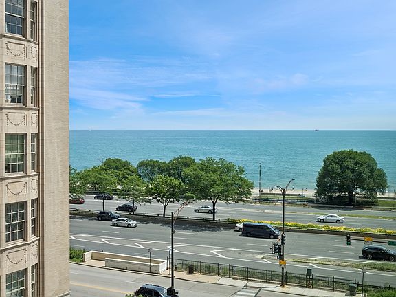 3rd image of 1150 N Lake Shore Dr #6GH