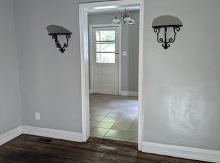 404 Hicks Ave, Fayetteville, NC 28304
