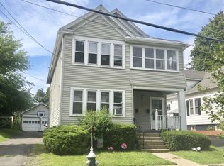 61 Sycamore St, Albany, NY 12208